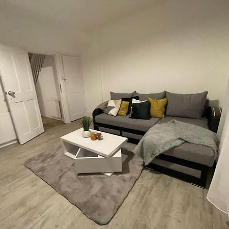 Beautiful 2 Bedroom On Tower Bridge Londyn Zewnętrze zdjęcie