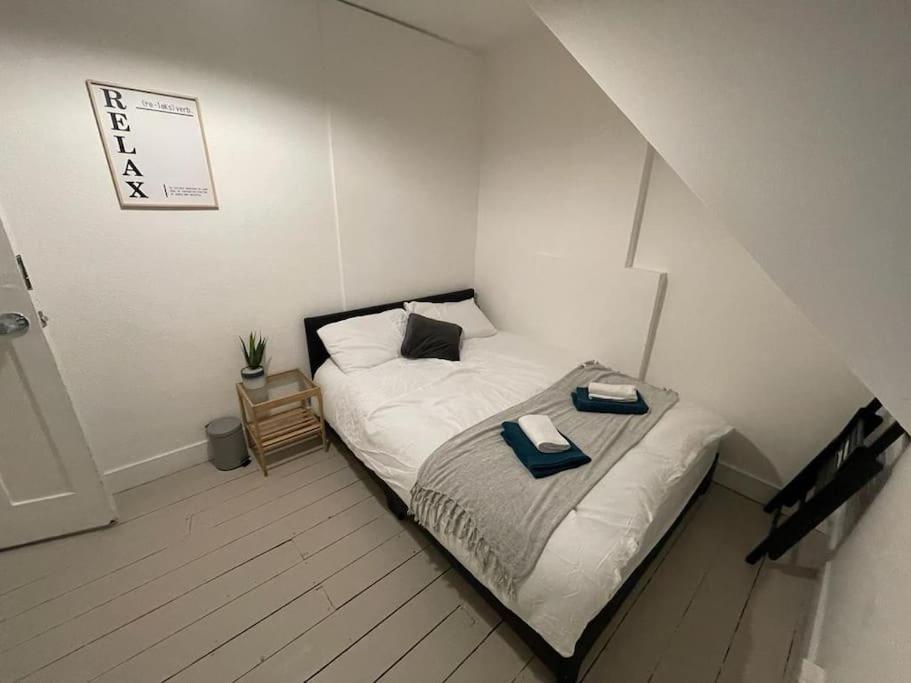 Beautiful 2 Bedroom On Tower Bridge Londyn Zewnętrze zdjęcie