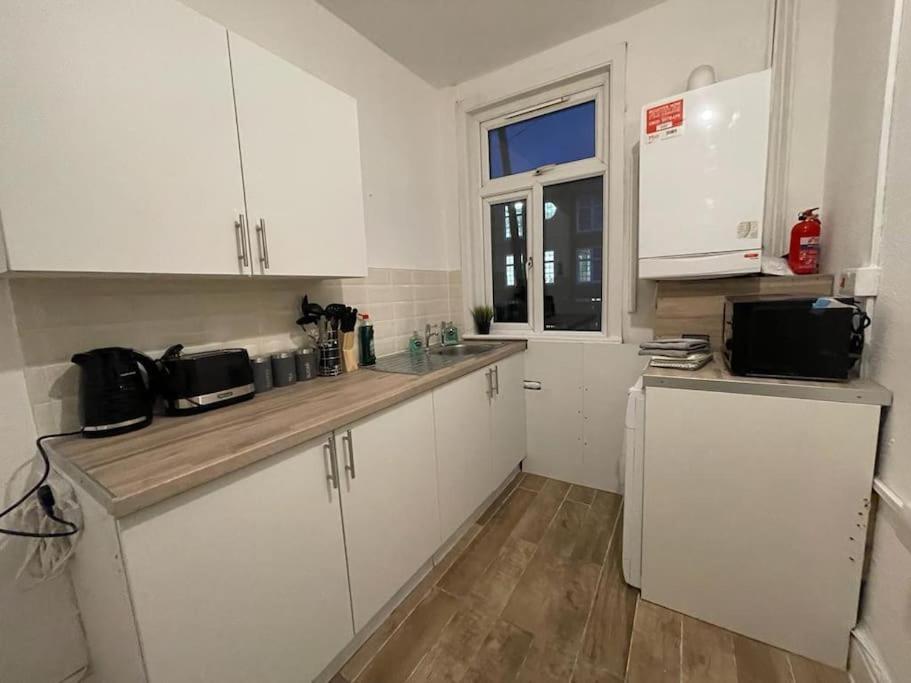 Beautiful 2 Bedroom On Tower Bridge Londyn Zewnętrze zdjęcie