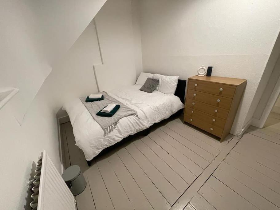 Beautiful 2 Bedroom On Tower Bridge Londyn Zewnętrze zdjęcie